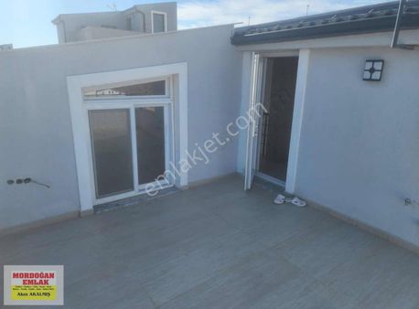 Mordoğan Emlaktan 2,5 Kat 4+1 Full Deniz Manzrlı Kiralık Yazlık