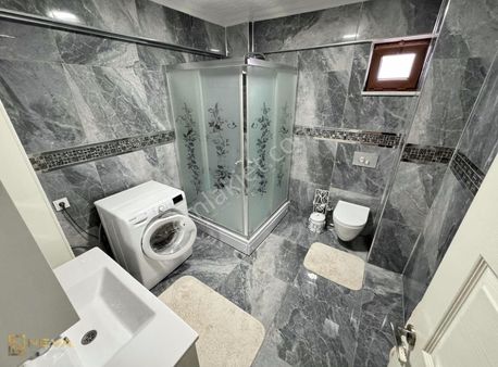 Arifiye Cumhuriyet Mah. Satılık 4+1 240 M2 Müstakil Villa