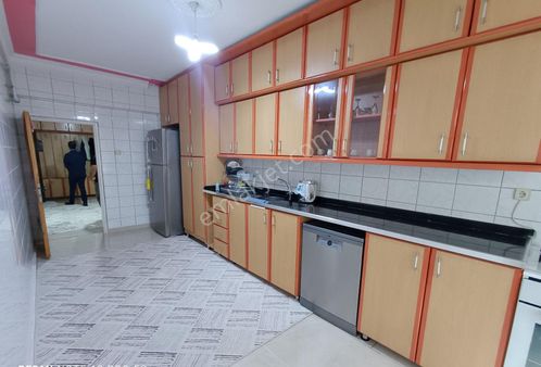 Makro Life Gayrimenkulden Tesisler Kavşağında Satılık 3+1 Lüks Daire