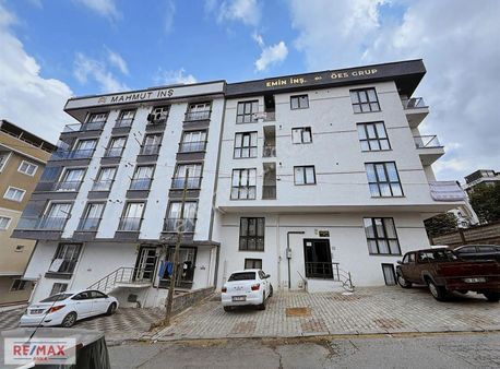 Remax Anka'dan Sultanbeyli'de Oturuma Hazır Sıfır Dubleks Daire