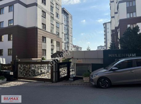 Remax Anka'dan Ümraniye Helenıum Park Sitesi Satılık 2+1 Daire