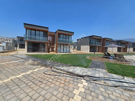 Muğla-milas-kazıklı İris Aura Projesi 1+1 Satılık Daire