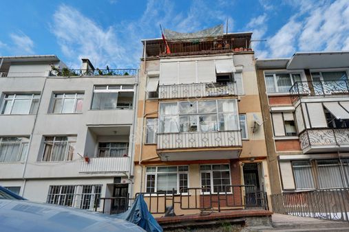 Beylerbeyi 'nde Eşyalı 1+1 Kiralık Daire