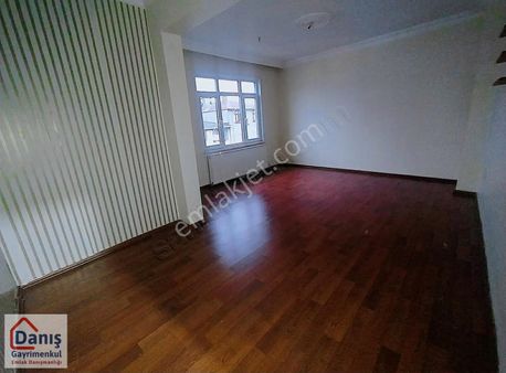 Karadeniz Cad. Metroya 15dk. Yürüme Mesafesi Manzaralı Geniş 4+1