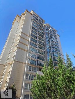 Yaşamkent'te Havuzlu Sitede 4+1