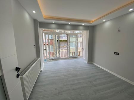 🏡 Utku Mahallesi 🏡 ✅3+1 M2 110 5 Katlınım 4 Katı ❇️kombi Petekli