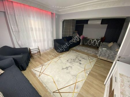 Acil Konak Zeytinlik Mah.de Kemer İzban İstasyonuna Yakını 2+1 90m2 Ayrı Mutfak Arakat Satılık Daire