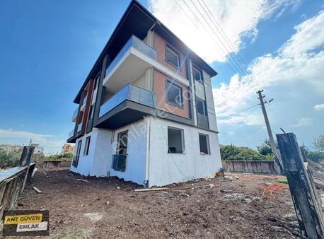 Termessos Hast Yakınında Yeniköy Mh' De 1+1 Uygun Fiyatlı Daire