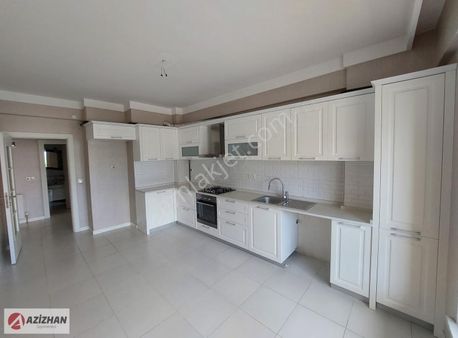 Azizhan'dan Elmas Kuran Kursunun Karşısında Satılık 4+1 Daire