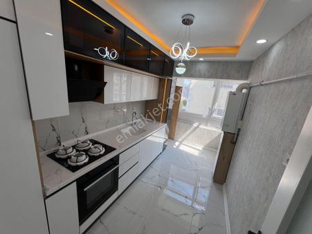 Sincan Malazgirt Mah Salon Bagımsız 2.arakat 3+1 Satılık Daire