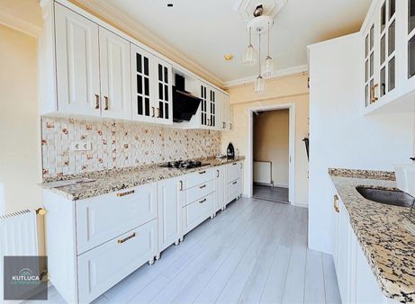 3+1 Cadde Üzeri Etlik Şehir Hast. Tek Ulaşım Okul Market Yakını