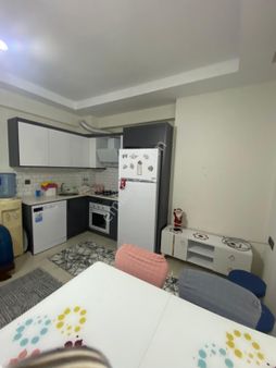 Kuşadası Davutlar’da Full Eşyalı Kiralık 2+1 Daire