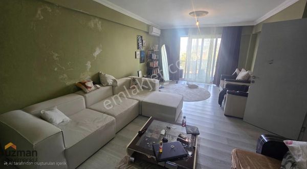 Uzman Gayrimenkul'den Yerkesik Mahallesin'de Satılık 2+1 Daire