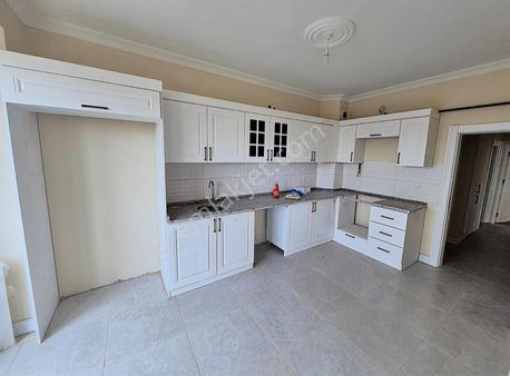 Abdullahpaşa Mahallesi'nde Sıfır 3+1 Satılık Daire