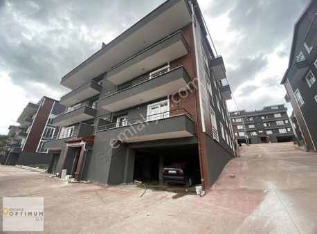 Optimum Gy'den Gölcük Hisareyn Torunoğlu Ormania Satılık 4+1