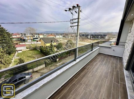 Kocaali'de Denize Çok Yakın Müstakil Bahçeli 4+1 150 M2 Villa