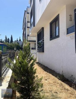 Bayramoğlu'nda Asansörlü Çift Girişli 4+1 Çatı Dublex