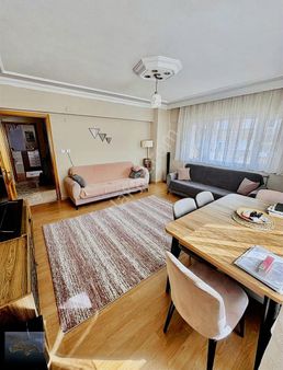 Darıca Bağlarbaşı Mahallesi Ikrediye Uy.satılık 3+1 140 M2 Daire