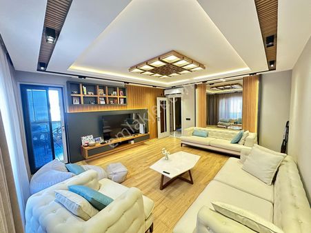 Kızılarık'ta Anadolu İmam Hatip Lisesi Yakını 3+1 Doğalgazlı Lüx Daire