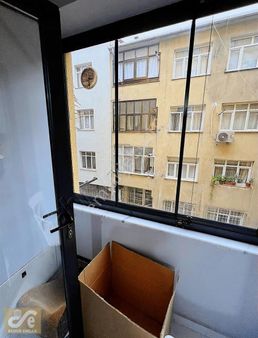 Yeni Mahalle 512.sokakta Satılık 2+1 Yüksek Giriş