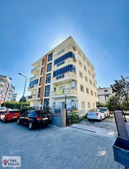 Seferihisar'ın Kalbinde 3+1 Geniş Daire Fırsatı !!!