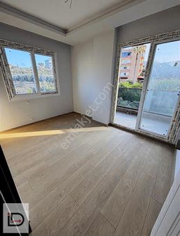 Koca Hasanlida Denize 250 Metre Mesafede Satilik 1+1