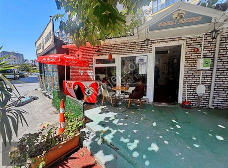 Bölge'den Altkaynarcada İyi Konumda Devren Kiralık İşlek Cafe