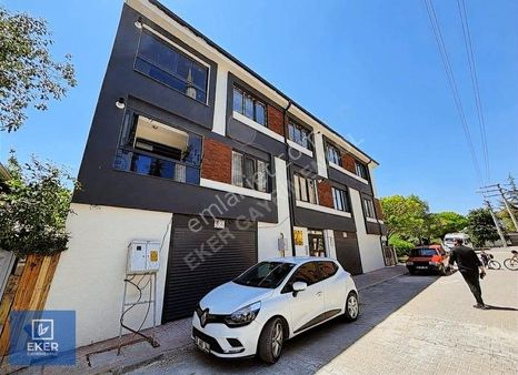 Eker'den Gündoğdu Mah. Kapalı Pazarın Yanı Sıfır 1+1 Daire