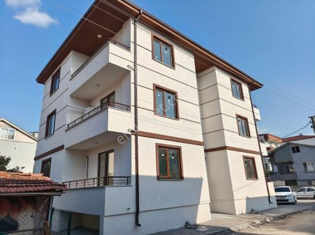 Sakarya Adapazarı Yahyalar Mahallesinde Kiralık 2+1 Sıfır Daire Remax Hür'den
