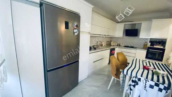 Tokat Erbaa Gazi Paşa Mah 6+2-320 M2