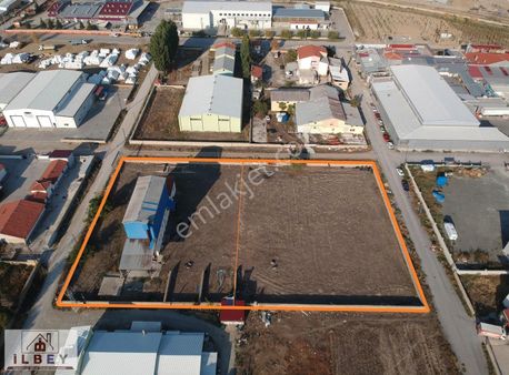 İlbey // Şuhut San. Bölgesinde Satılık Ticari Arsa (m²: 5500 Tl)