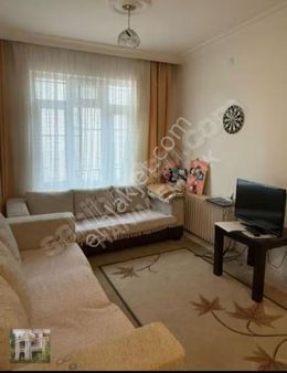 Mobilyalı Hoşderede 2+1 Kombili 1.kat