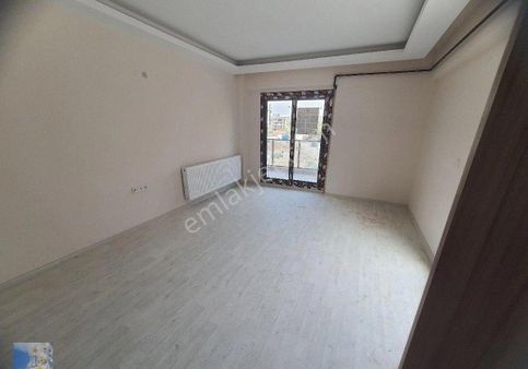 Seyrek Te Sıfır Geniş Teraslı Doğalgazlı Satılık 2+1 Daire