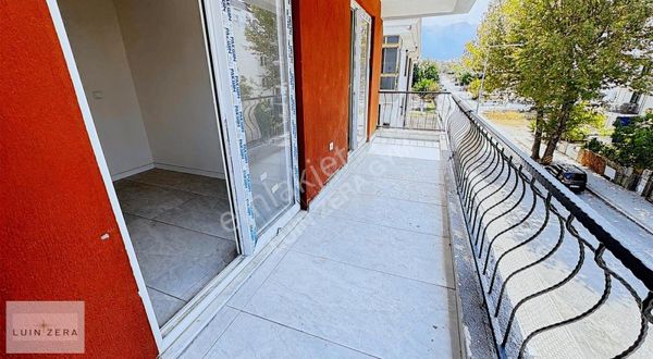 *şemikler*naz Bayrak Mevkide* Satılık*3+1* 140 M2 Sıfır Daire*