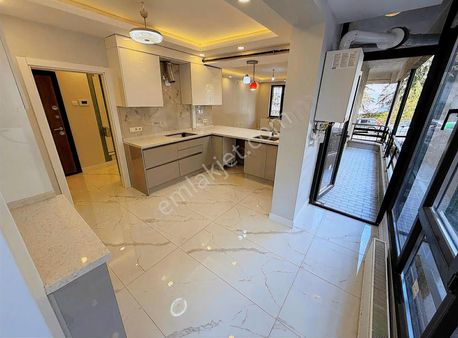 Gop Çiçekdağ Sok. Full Yapılı Yüksek Giriş 3+1 Satılık Daire