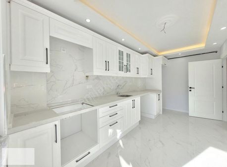 Eskihisar Sahil Yürüme Mesafesinde Satılık Asansörlu 3+1ara Kat