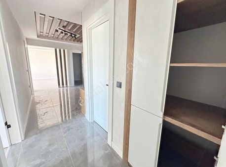 Muhteşem Mimari /ankara Manzaralı /yerden Isıtma Sıfır 3+1 Daire