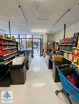 Ana Caddede Kurumsal Kiracılı 400 M2 Satılık Dükkan