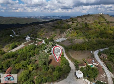 Duhan Emlak'tan Mahmudiye Köyünde 703m2 Parke Yol Cepheli Arsa