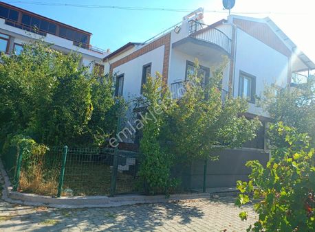 Deniz Nanzaralı Satılık Villamız 4+1 Geniş Ve Ferahtır.