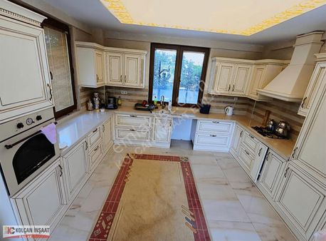 Kolçan Emlak'tan Çamlıca Da Satılık Villa