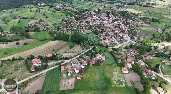 Balıkesırde Satılık Köye Yakın 11 Dönüm Resmi Yola Cephe Düz