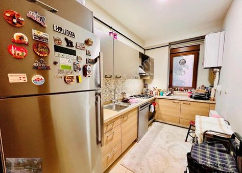 Kozyatağında Metro Ve Kozzy Yakını Kombili Net 80 M2 2+1 Daire