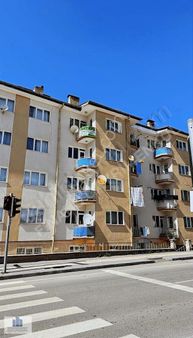 Finans Gayrimenkul'den Emek Mah. Cadde Üzeri 2+1 Satılık Daire