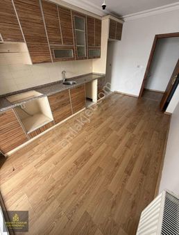 Adana Koopta K.mutfak Doğalgazlı Geniş Kiralık 3+1 Daire