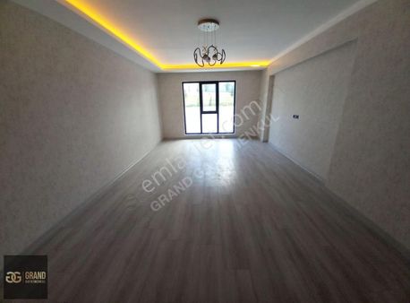 Susuz'da Ferah,ebeveyn Banyolu Giyinme Odalı 4+1 Daire!!!