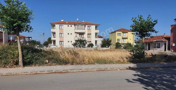 Bağlarbaşı Mh Hastane Yolunda Cadde Üzerinde Satılık Köşe Arsa