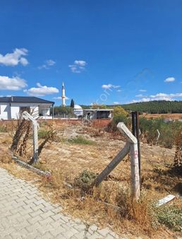 Apak Mahallesinde Satılık İmarlı Arsa