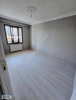 Erpay İnşattan 50.yıl Mah 2+1 90 M2 Krediye Uygun 3.kat Daire