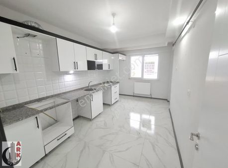 Ark Life'dan 71 Evler Mahallesi Ertaş Cd Yakını 100m² 2+1 Daire